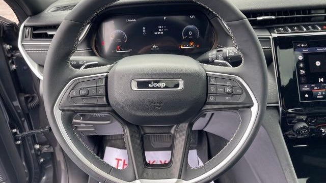 2023 Jeep Grand Cherokee L Laredo X