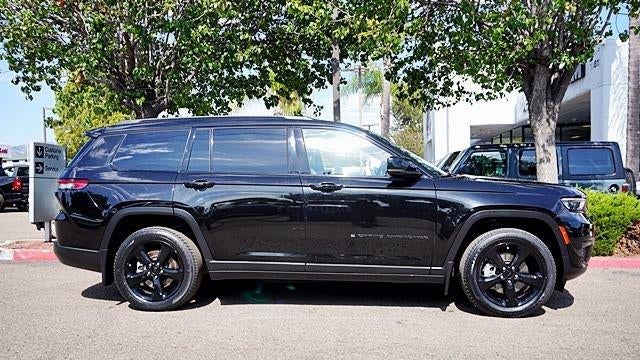 2023 Jeep Grand Cherokee L Laredo X