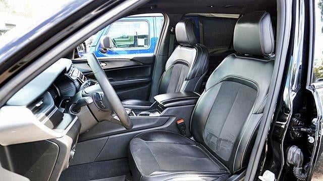 2023 Jeep Grand Cherokee L Laredo X