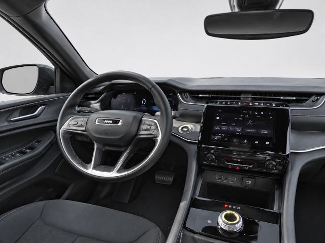 2024 Jeep Cherokee - $24,900