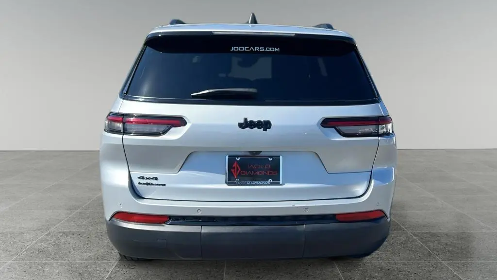 2024 Jeep Grand Cherokee L Laredo