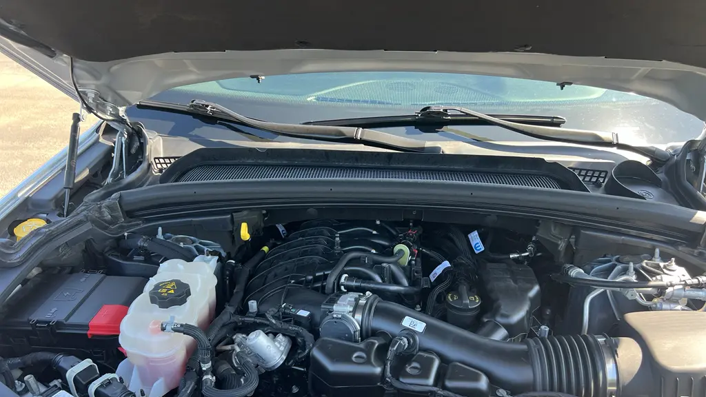 2024 Jeep Grand Cherokee L Laredo