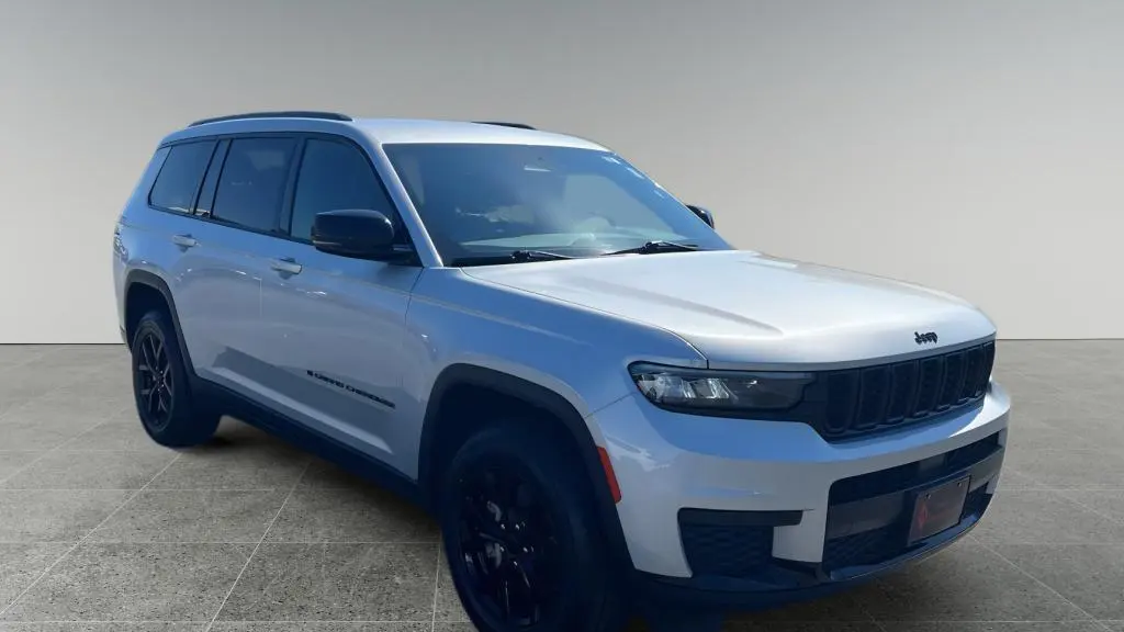 Preowned 2024 Jeep Grand Cherokee L Laredo for Sale