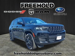 2024 Jeep Grand Cherokee L with Diamond Black Crystal Pearlcoat Exterior