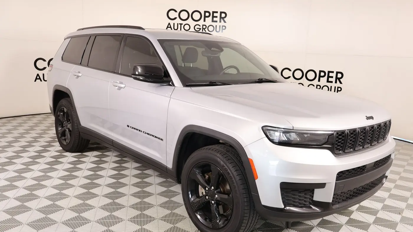 Preowned 2021 Jeep Grand Cherokee L Laredo for Sale