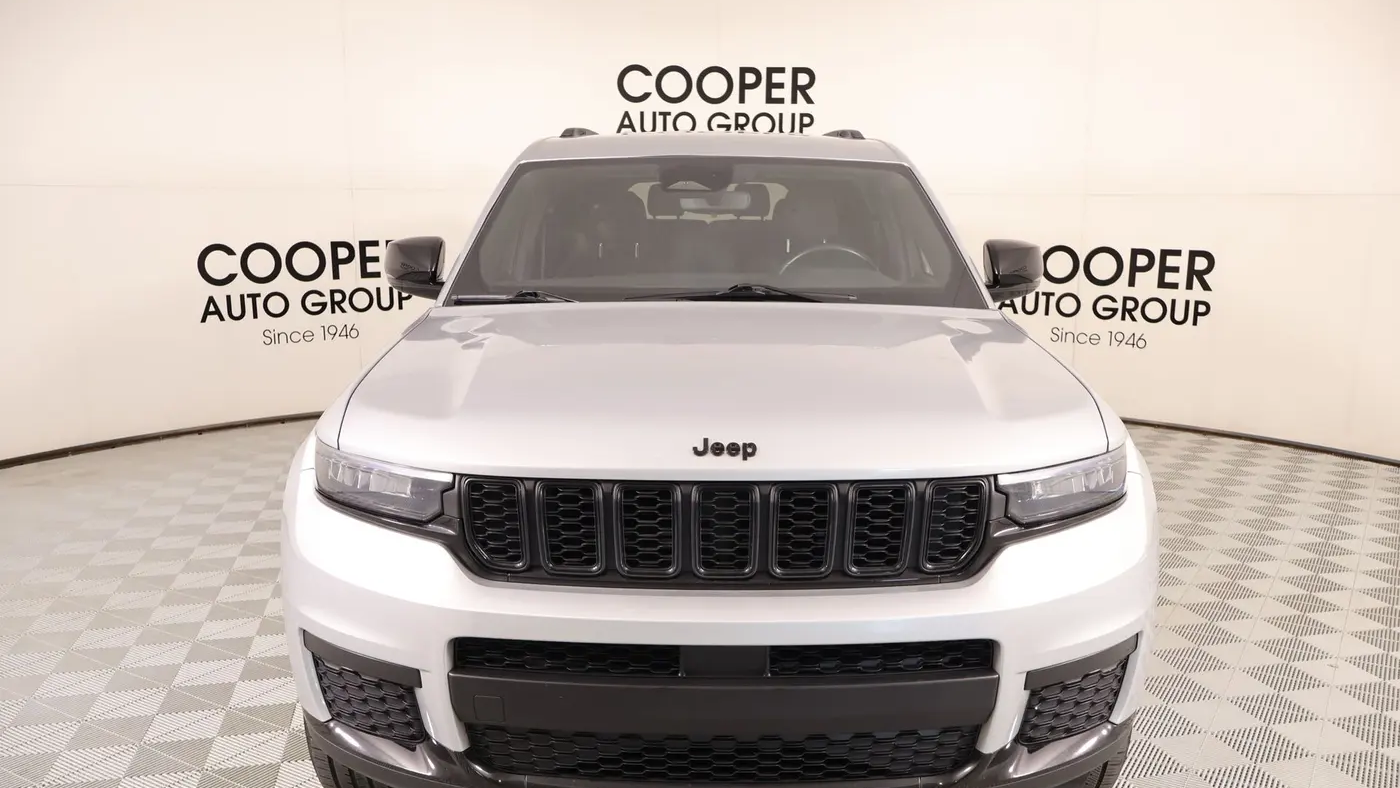 2021 Jeep Grand Cherokee L Laredo