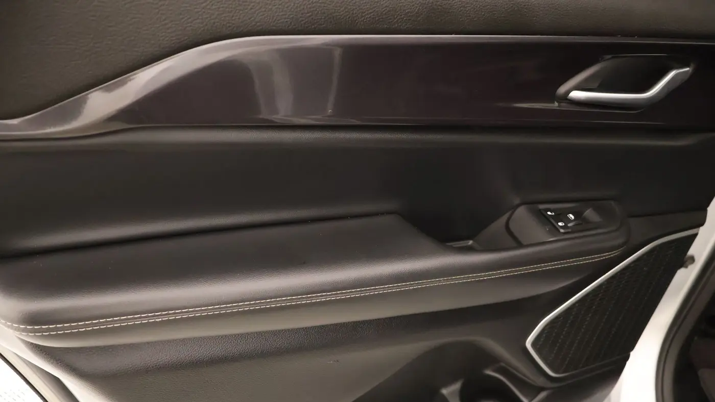 2021 Jeep Grand Cherokee L Laredo