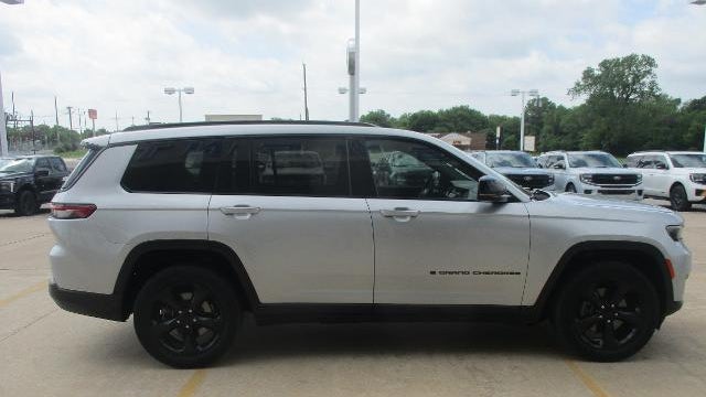 2021 Jeep Grand Cherokee L Laredo