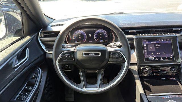 2023 Jeep Grand Cherokee L Laredo X