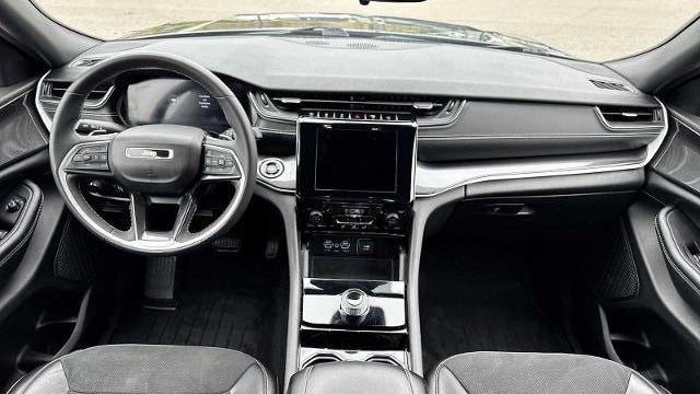 2023 Jeep Grand Cherokee L Laredo X