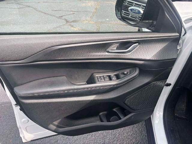 2023 Jeep Cherokee - $27,998
