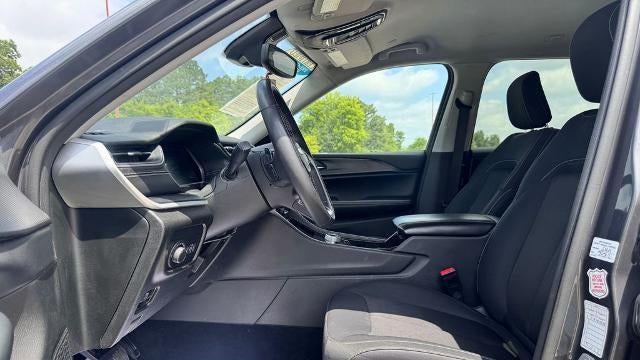 2023 Jeep Grand Cherokee L Laredo X