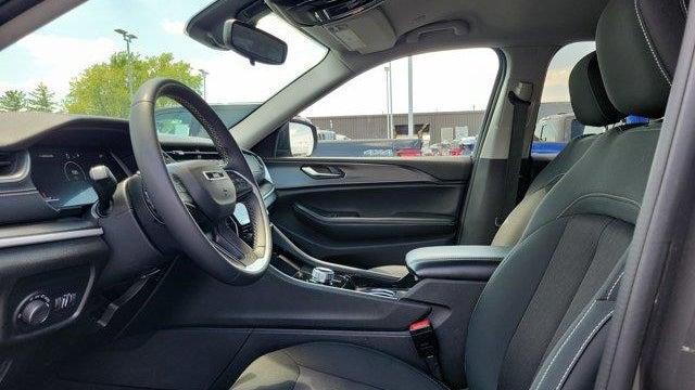 2023 Jeep Grand Cherokee L Laredo X