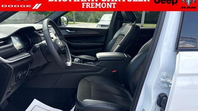 2023 Jeep Grand Cherokee L Laredo X