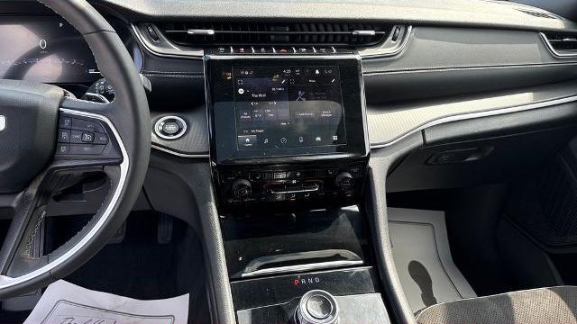 2023 Jeep Grand Cherokee L Laredo X