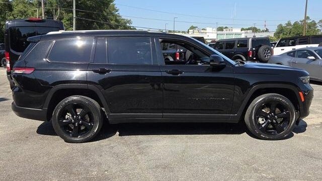 2024 Jeep Grand Cherokee L Laredo