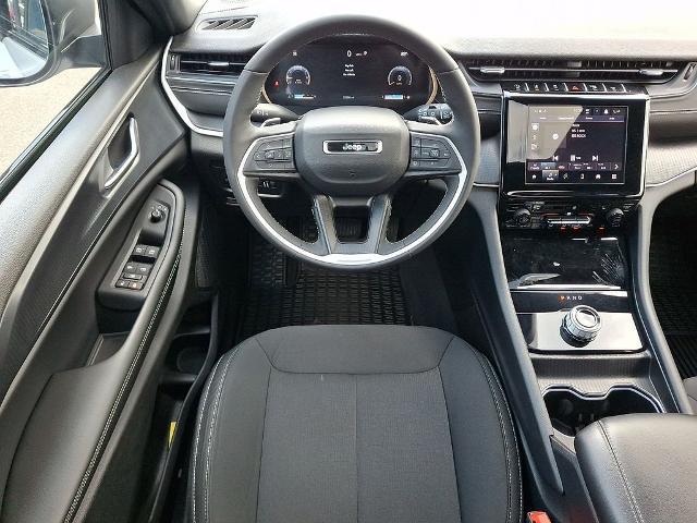 2024 Jeep Cherokee - $35,990