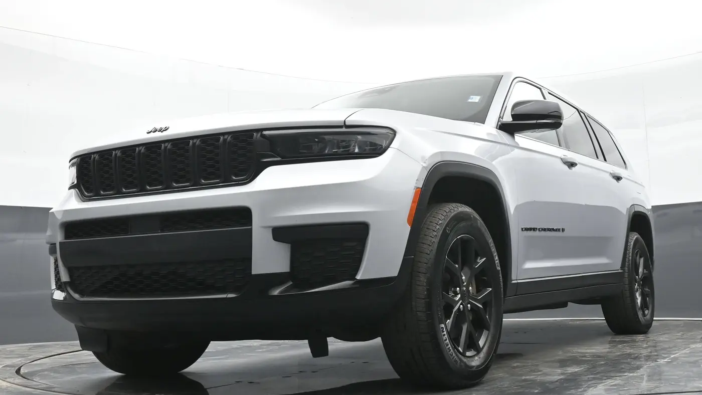 2024 Jeep Grand Cherokee L Laredo