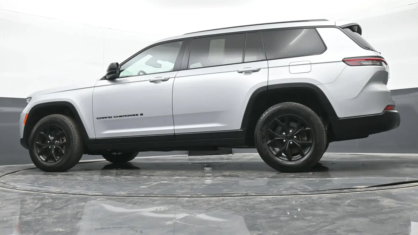 2024 Jeep Grand Cherokee L Laredo
