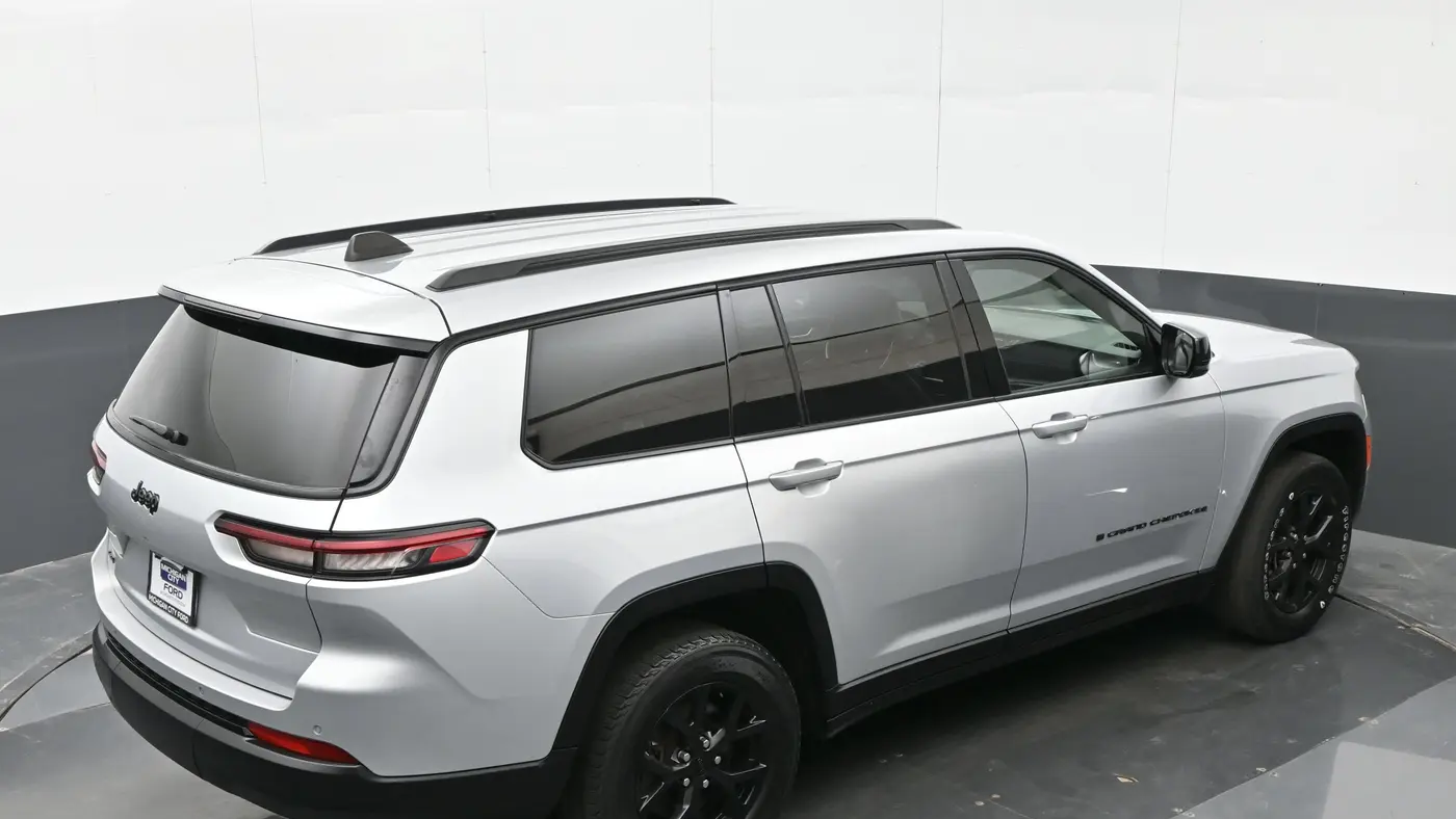 2024 Jeep Grand Cherokee L Laredo