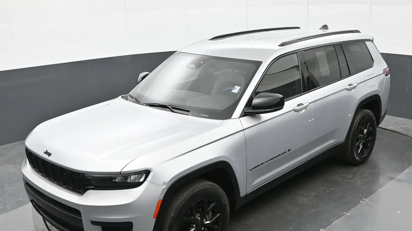 2024 Jeep Grand Cherokee L Laredo