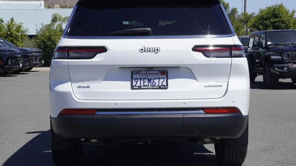 2025 Jeep Grand Cherokee L Laredo