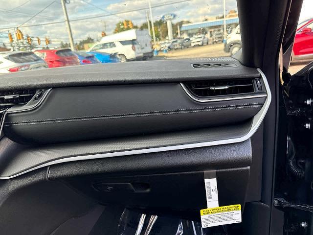 2025 Jeep Cherokee - $39,988