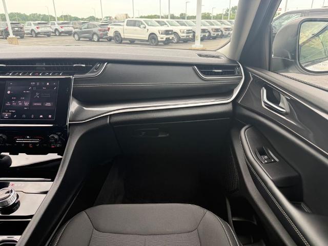 2023 Jeep Cherokee - $33,869