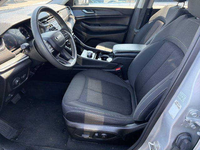 2023 Jeep Cherokee - $25,750