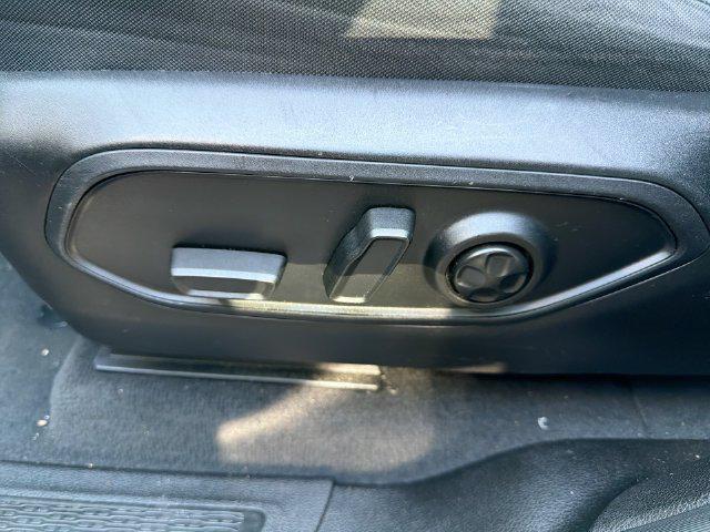 2023 Jeep Cherokee - $25,750
