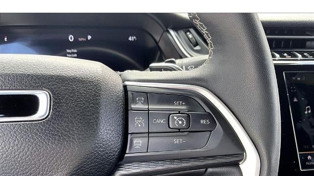 2024 Jeep Grand Cherokee L Laredo