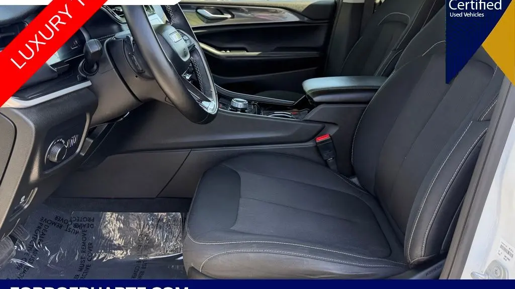 2022 Jeep Grand Cherokee L Laredo