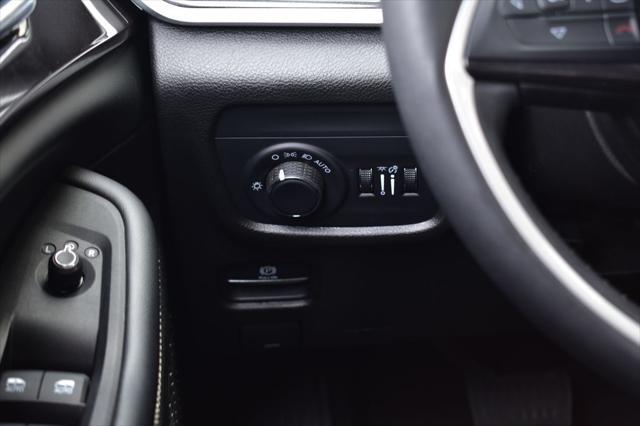 2023 Jeep Cherokee - $25,420