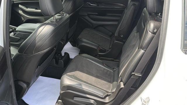2023 Jeep Grand Cherokee L Laredo X
