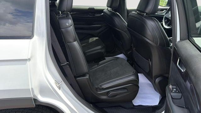 2023 Jeep Grand Cherokee L Laredo X