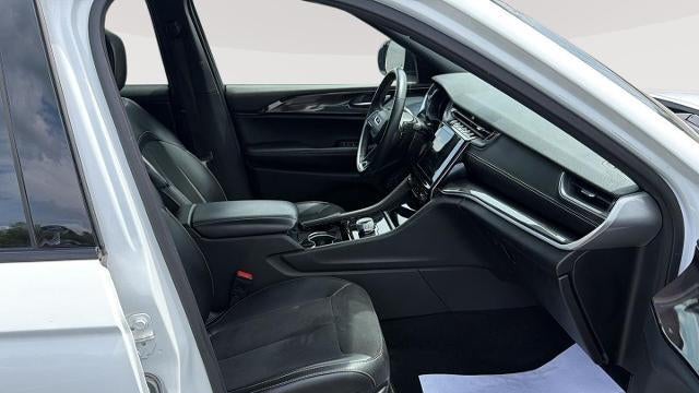 2023 Jeep Grand Cherokee L Laredo X