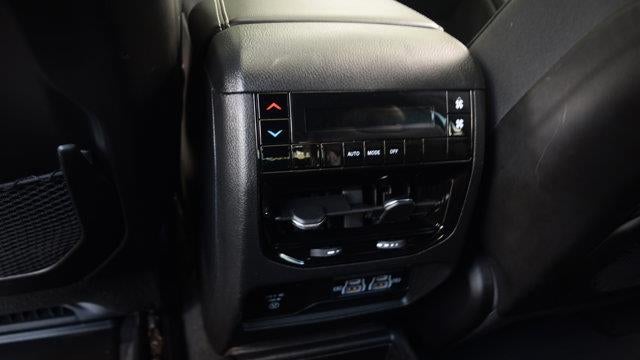 2023 Jeep Grand Cherokee L Laredo X