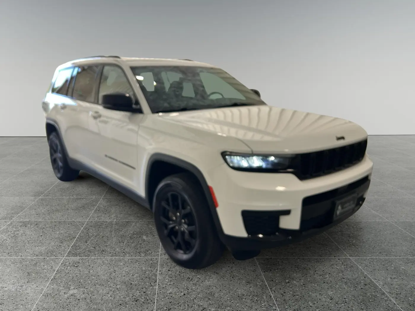 2024 Jeep Cherokee - $27,980