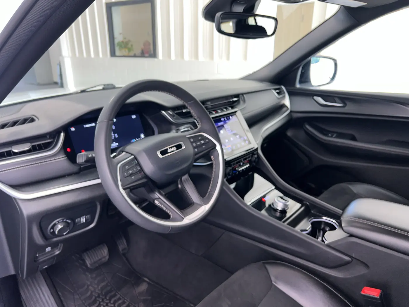 2024 Jeep Cherokee - $27,980