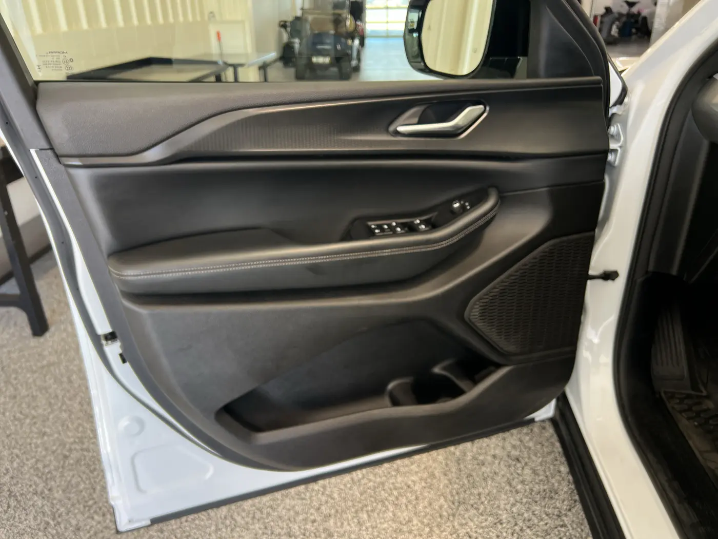2024 Jeep Cherokee - $27,980
