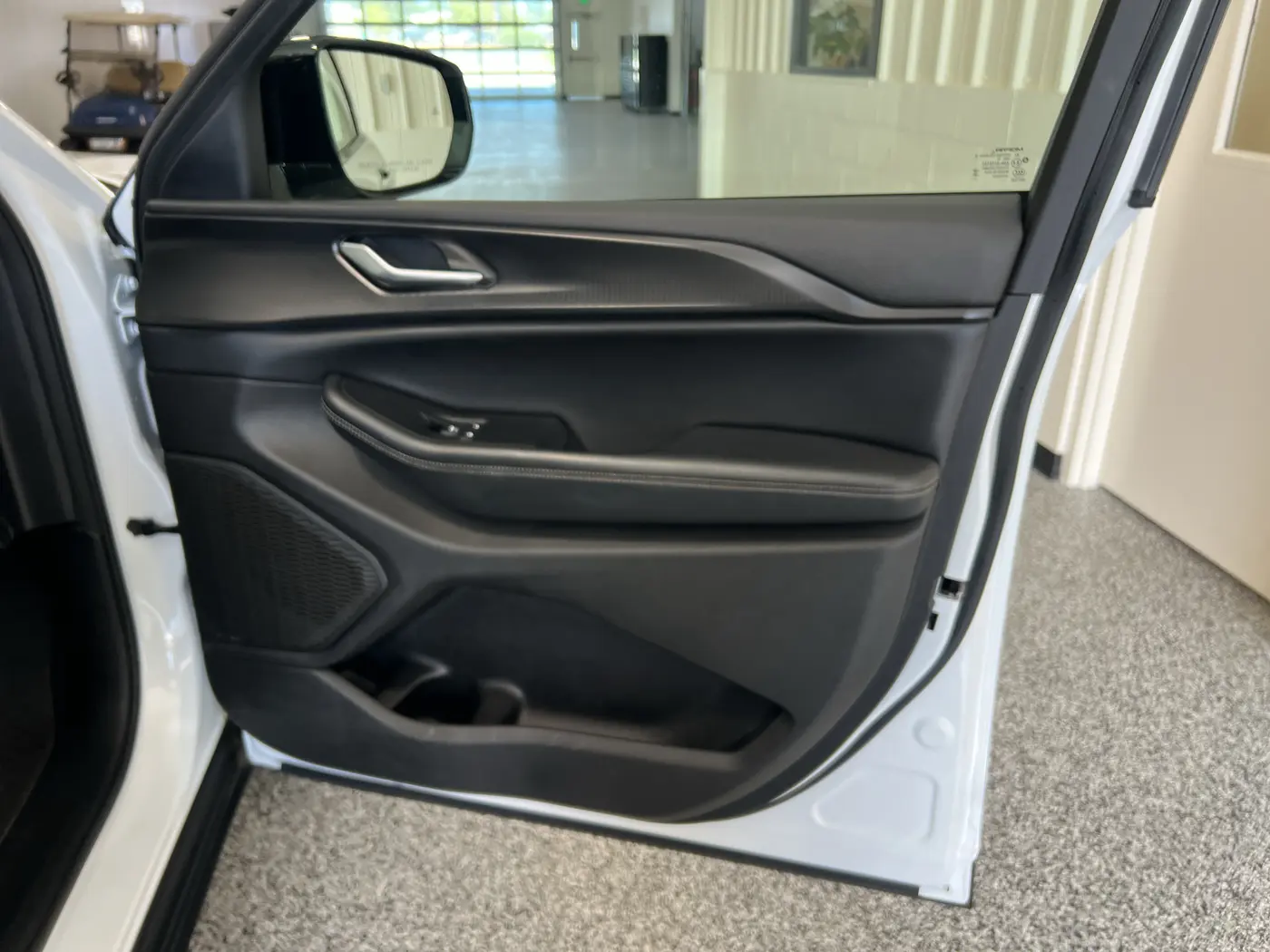 2024 Jeep Cherokee - $27,980