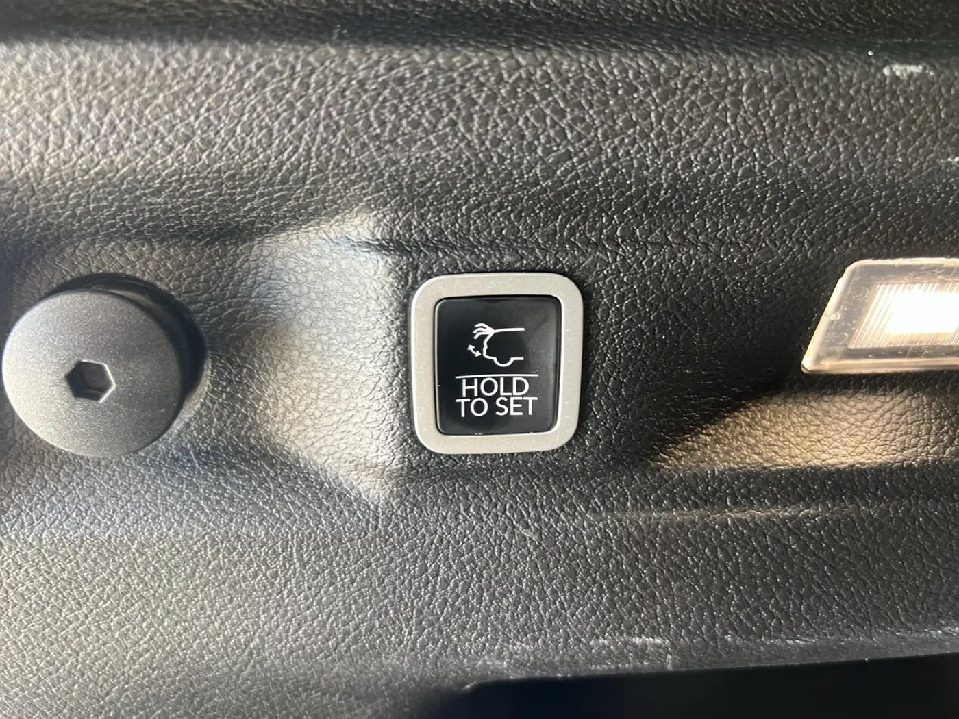 2024 Jeep Cherokee - $27,980