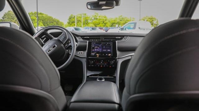 2024 Jeep Grand Cherokee L Altitude X