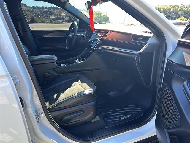 2024 Jeep Cherokee - $33,400