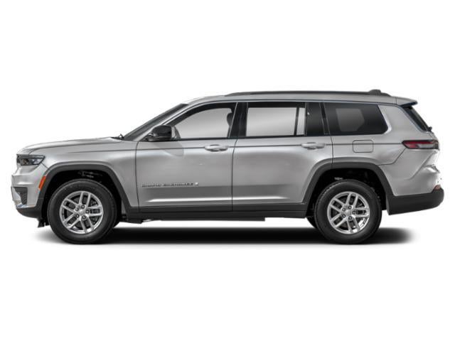 2025 Jeep Grand Cherokee L Laredo — photo 1 of 12