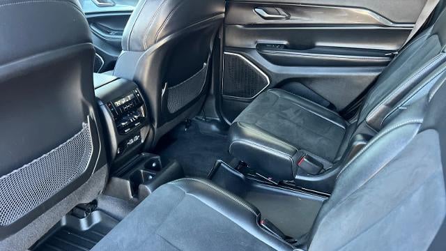 2021 Jeep Grand Cherokee L Laredo