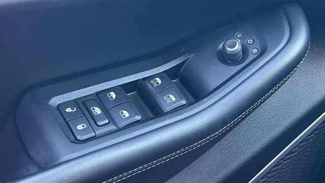 2021 Jeep Grand Cherokee L Laredo