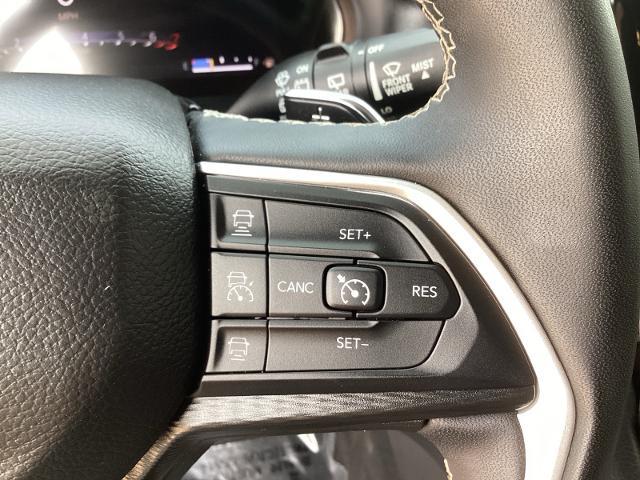2023 Jeep Cherokee - $33,990