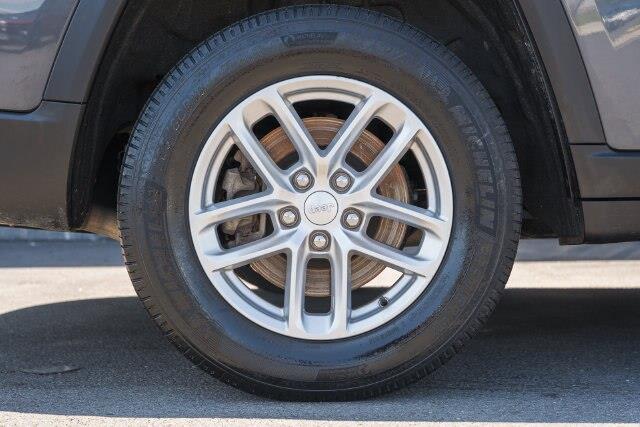 2023 Jeep Cherokee - $19,000