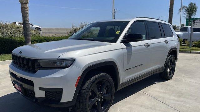 2023 Jeep Grand Cherokee L Laredo X
